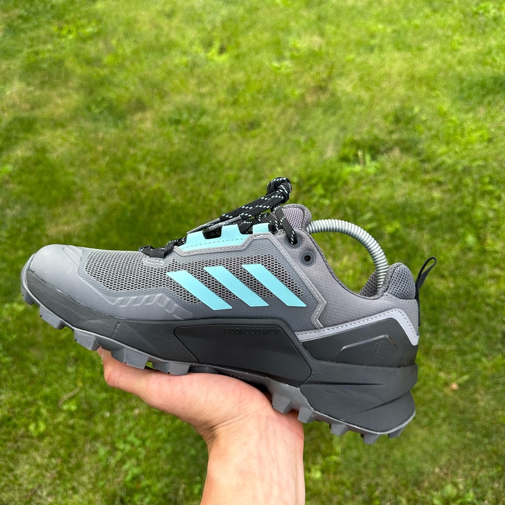 Womens Adidas Terrex Swift R3 Hiking Shoes Gore Tex brand new waterproof - Picture 3 of 7